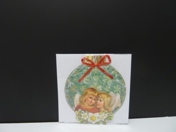 Handgearbeitete 3-D Weihnachtskarte mit Motiv "Weihnachtskugel mit Engelsgesichter"