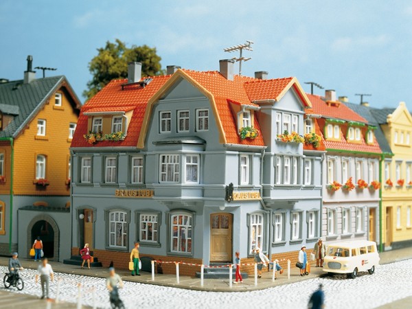 Auhagen 12249 H0/TT-Modellbausatz, Eckhaus