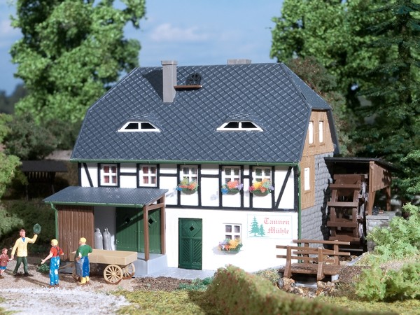 Auhagen 12230 H0/TT-Modellbausatz, Wassermühle