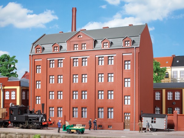 Auhagen 11424 H0-Modellbausatz, Verwaltungsgebäude