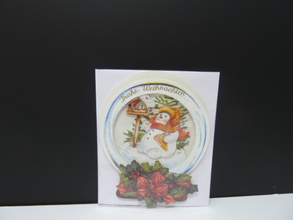 Handgearbeitete 3-D Weihnachtskarte mit Motiv "Schneekugel mit Schneemann & Vogelhaus"
