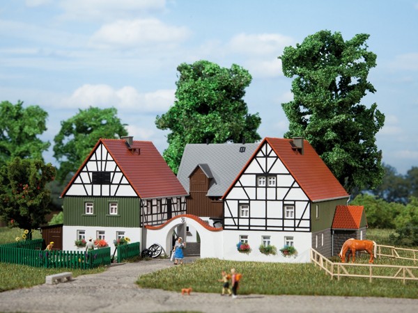 Auhagen 12257 H0/TT-Modellbausatz, Bauernhof