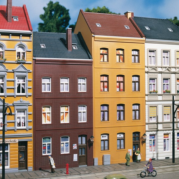 Auhagen 11397 H0-Modellbausatz, (Mehrfamilienhaus) - Stadthaus "Schmidtstrasse 21/23"