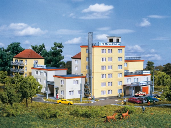 Auhagen 14466 N-Modellbausatz, St. Marien Klinik