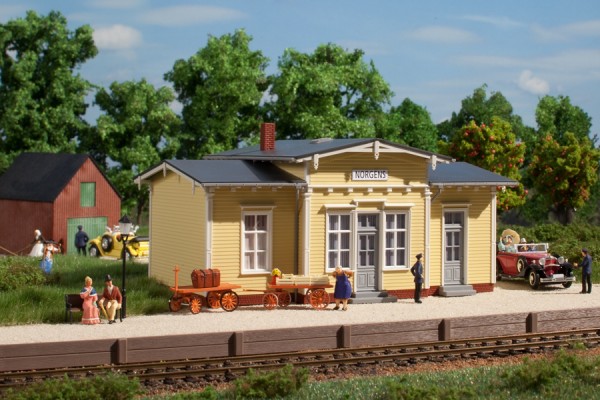 Auhagen 11449 H0-Modellbausatz, Bahnhof Norgens