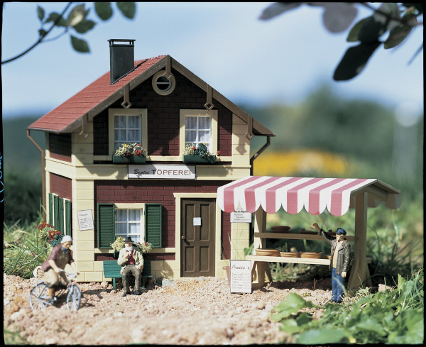 Piko 62057 G-Bahn-Modellbausatz, Beates Töpferei