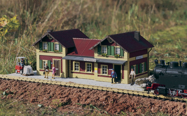 Piko 62043 G-Bahn-Modellbausatz, Bahnhof Tiefenbach