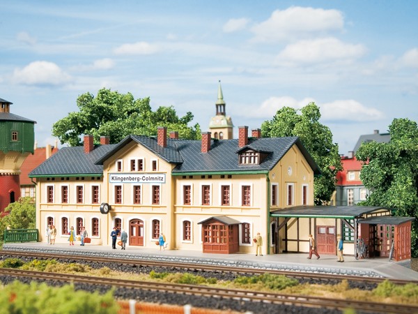 Auhagen 13220 TT-Modellbausatz, Bahnhof Klingenberg-Colmnitz
