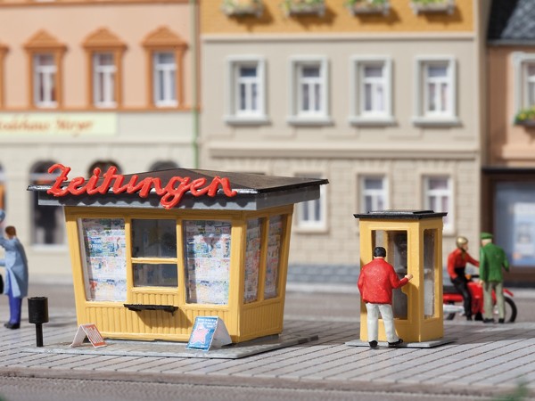 Auhagen 12340 H0/TT-Modellbausatz, Zeitungskiosk mit Telefonzelle