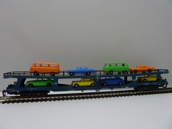 Krüger-TT-Modellbahn 9323 TT-Autotransportwagen mit Fahrzeuge, Ep. IV, eingestellt bei der DB