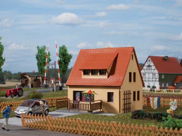Auhagen 12237 H0/TT-Modellbausatz, Haus Elke