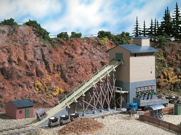 Auhagen 12266 H0/TT-Modellbausatz, Altes Splitt- und Schotterwerk