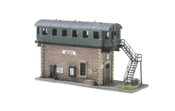 Piko 61128 H0-Modellbausatz, Behelfsstellwerk Neuses