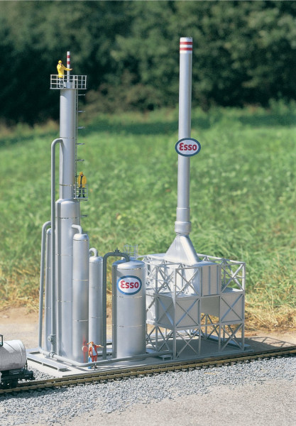 Piko 62047 G-Bahn-Modellbausatz, Raffinerie Cracker-Anlage