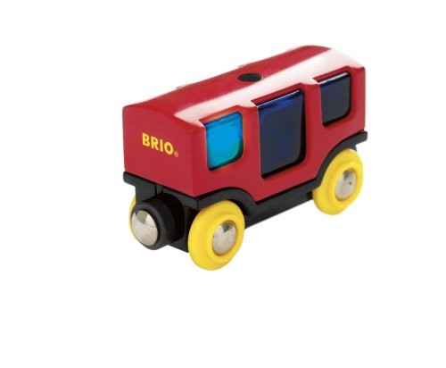 BRIO-Holzeisenbahn, 33769 - "Reisezugwagen" mit Licht & Soundeffekt (mit Batteriebetrieb)