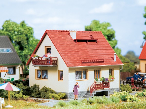 Auhagen 12232 H0/TT-Modellbausatz, Haus Ingrid